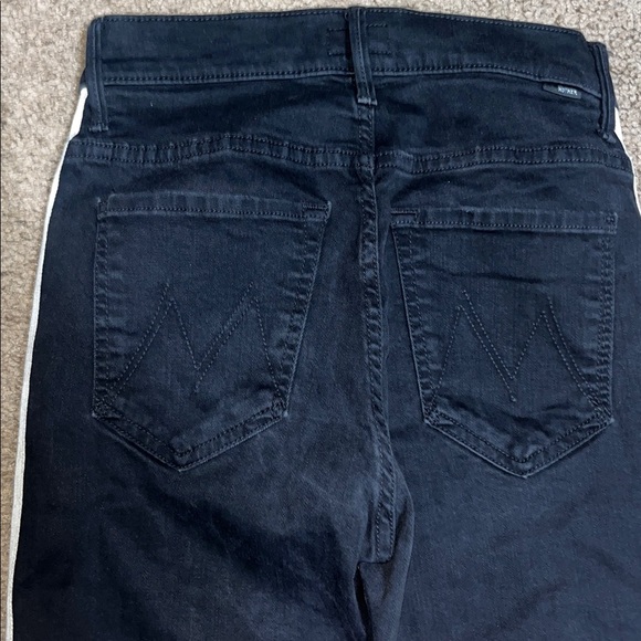 MOTHER The Insider Crop Step Fray Raw Hem Jeans Guilty Racer Black 26 - Picture 8 of 11